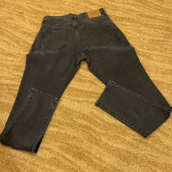 Abercrombie & Fitch 28x32 Athletic Slim Standard Length Gray Jeans - Picture 7 of 14